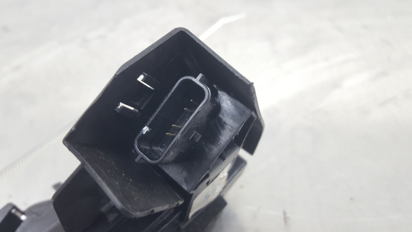 Cerradura / cierre puerta trasera derecha RENAULT Megane IV (B9A/M_) Imagem-2