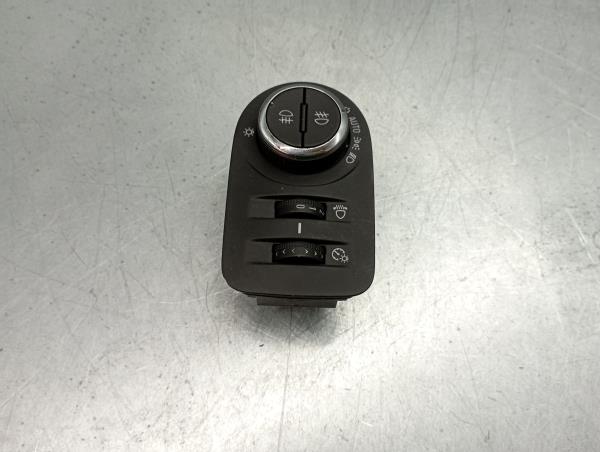 Bouton / interrupteur d'éclairage OPEL Corsa E