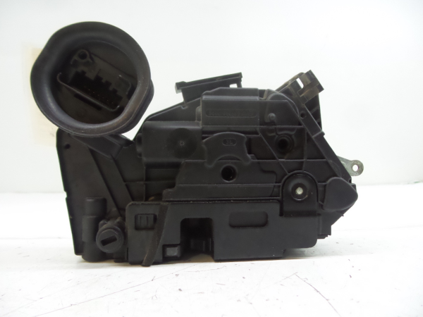 Fechadura / fecho porta trás esquerdo VOLKSWAGEN Golf VI (5K1) Imagem-2