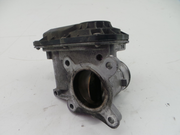 Throttle body TOYOTA Yaris (_P13_)