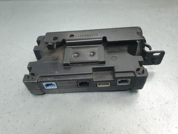 Módulo confort RENAULT Megane III (BZ0_) Imagem-1