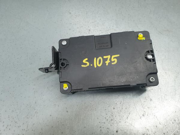 Módulo confort RENAULT Megane III (BZ0_)