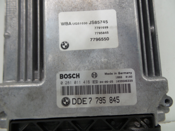 Centralina motor / ECU BMW 1 (E87) Imagem-1