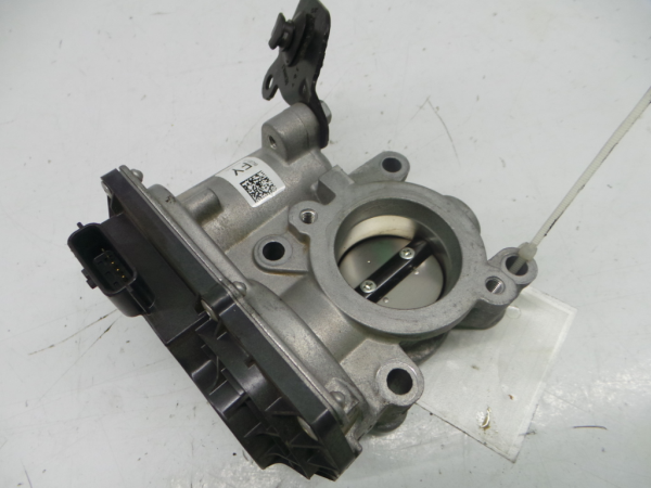 Corpo borboleta RENAULT Megane III (BZ0_)