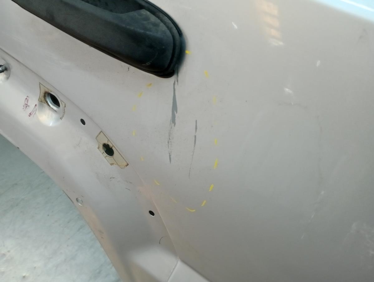 Right rear door JEEP Cherokee (KJ) Imagem-2