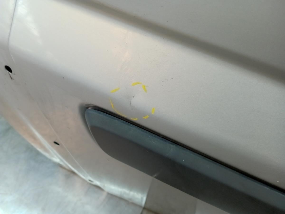 Right rear door JEEP Cherokee (KJ) Imagem-3