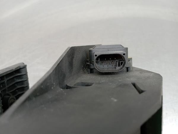 Pedal do acelerador BMW 5 (E60) Imagem-4