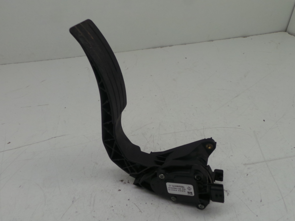 Pedal acelerador RENAULT Clio IV (BH_)