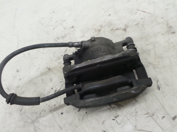 Pinça travão / maxila de travão frente esquerda MERCEDES-BENZ Classe A (W176) Imagem-1