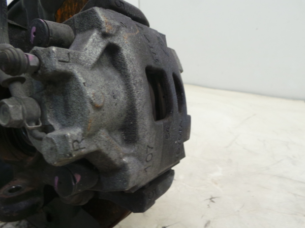 Pinça travão / maxila de travão frente esquerda TOYOTA Yaris (_P13_) Imagem-2