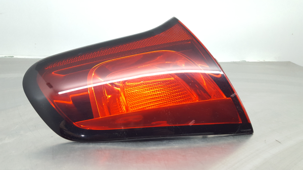 Riflettore portellone sinistro CITROËN C3 II (SC_)