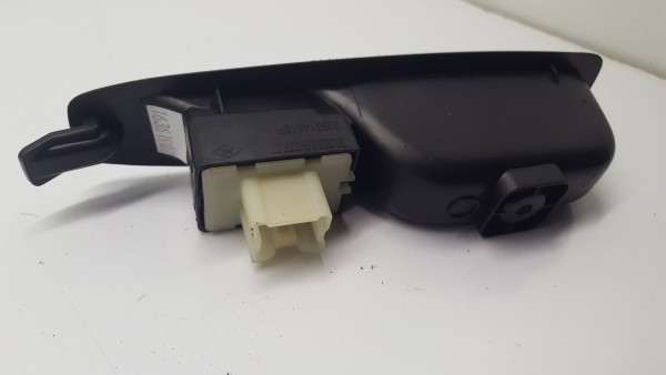 Mando / interruptor elevalunas delantero derecho RENAULT Captur (J5_) Imagem-1