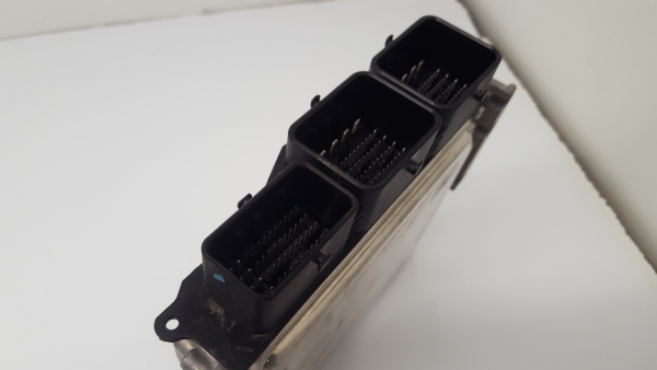 Centralina motor / ECU PEUGEOT 208 Imagem-2