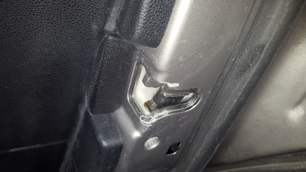 Fechadura / fecho porta trás direito MERCEDES-BENZ Classe R (W251, V251)