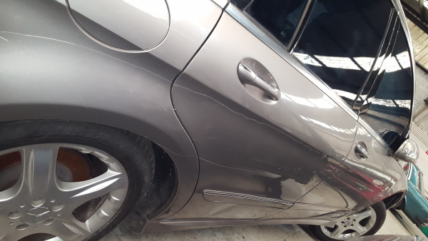 Porte arrière Droite MERCEDES-BENZ Classe R (W251, V251)