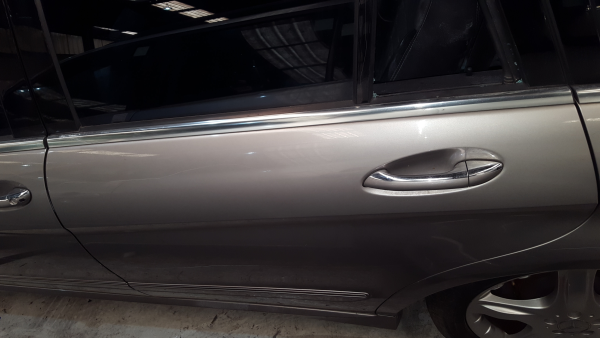 Porte arrière gauche MERCEDES-BENZ Classe R (W251, V251) Imagem-1