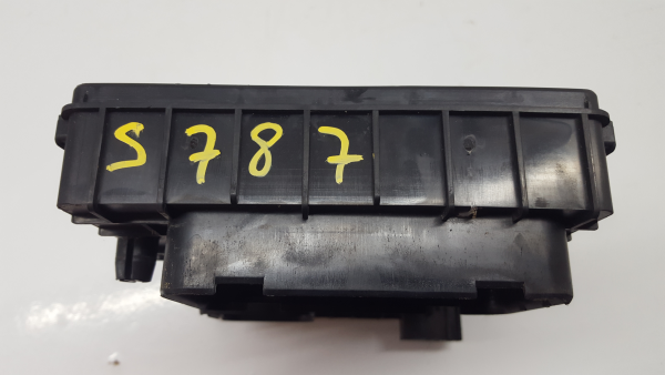 Caixa fusíveis / SAM / BSI VOLKSWAGEN Polo (6R, 6C) Imagem-3