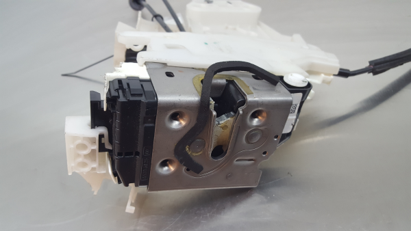 Cerradura / cierre puerta trasera izquierda JEEP Renegade (BU, B1) Imagem-2