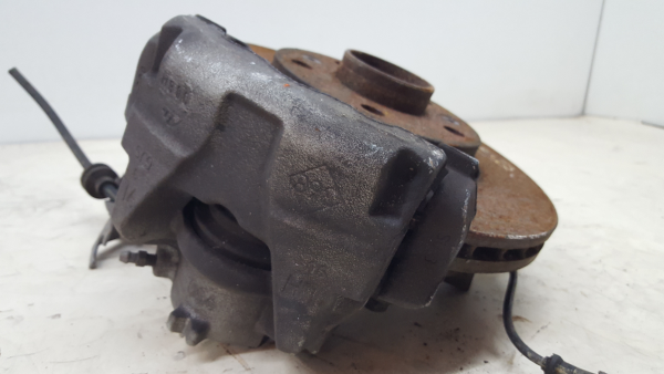 Pinça travão / maxila de travão frente esquerda RENAULT Megane III (BZ0_) Imagem-1