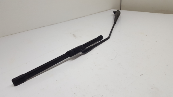 Braccio del tergicristallo anteriore destro PEUGEOT 2008 I (CU_)