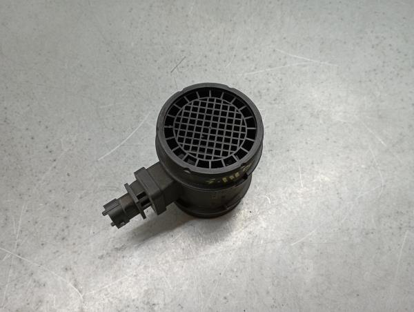 Mass Air Flow Sensor (MAF) SAAB 9-3 Cabrio (YS3F) Imagem-1