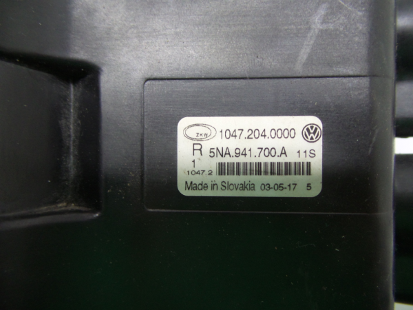 Right front fog light  VOLKSWAGEN Tiguan (5N) Imagem-3