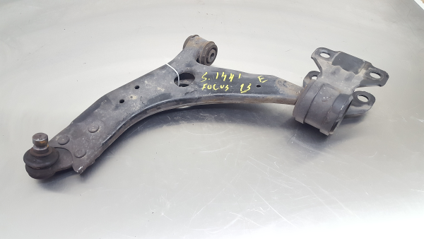 Right front suspension arm VOLVO S40 II (MS)