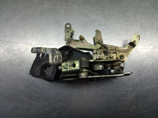 Serrure Avant Droite MERCEDES-BENZ Classe C (W202)