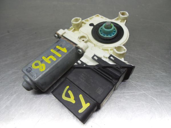 Right Rear  Door Window Regulator Motor VOLKSWAGEN Passat Variant (3C5)