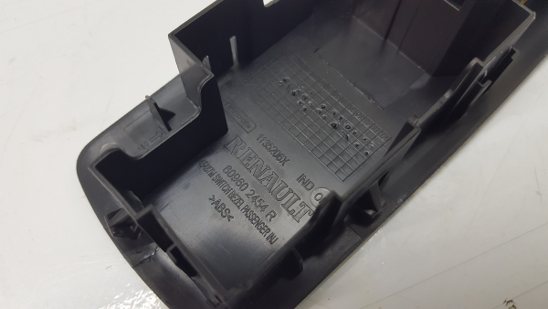 Mando / interruptor elevalunas delantero derecho RENAULT Captur (J5_) Imagem-2