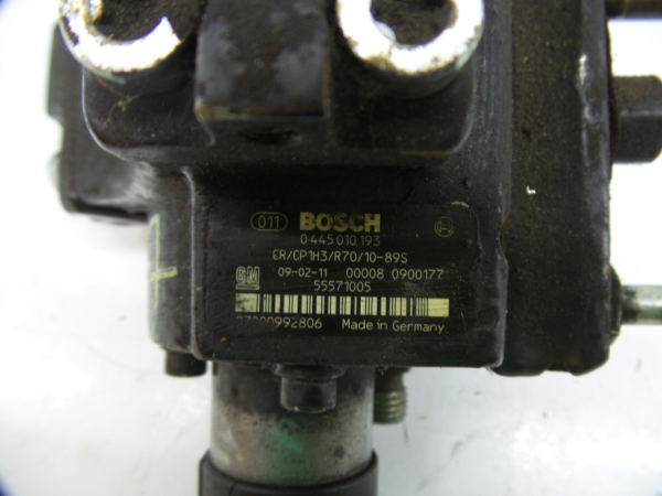 Pompa iniezione OPEL Insignia A Sports Tourer (G09) Imagem-4