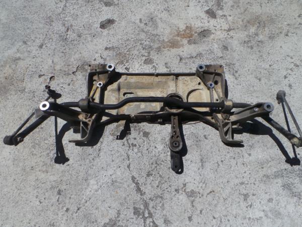 Berceau avant VOLKSWAGEN Scirocco (137, 138)