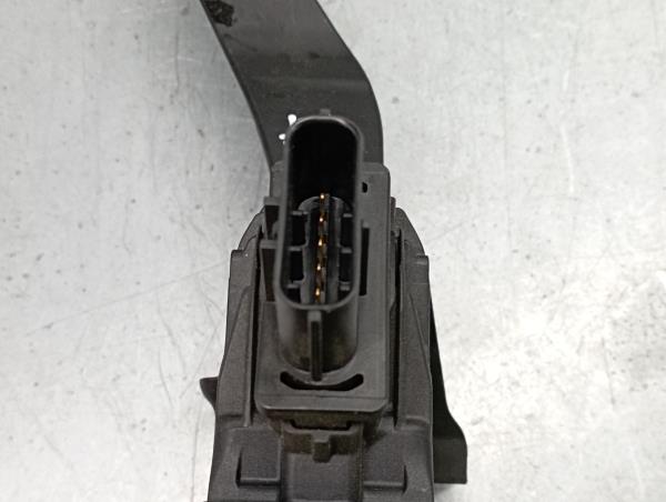 Pedal acelerador VOLKSWAGEN Passat (3G2, CB2) Imagem-3