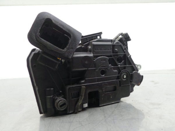 Fechadura / fecho porta trás esquerdo VOLKSWAGEN Polo (6R, 6C) Imagem-1