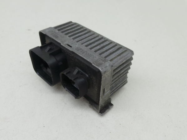 Glow plug Relay OPEL Insignia A (G09) Imagem-1