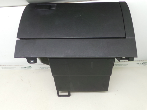 Porta luvas VOLKSWAGEN Polo (6R, 6C)