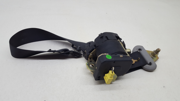 Cintura Pretensionatore anteriore destra MAZDA 626 II (GC)