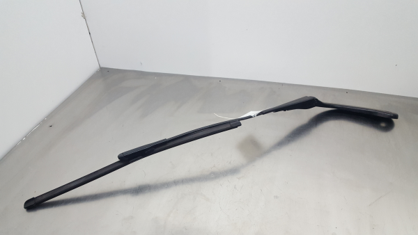 Windscreen wiper arm Right front BMW 3 Touring (E91)
