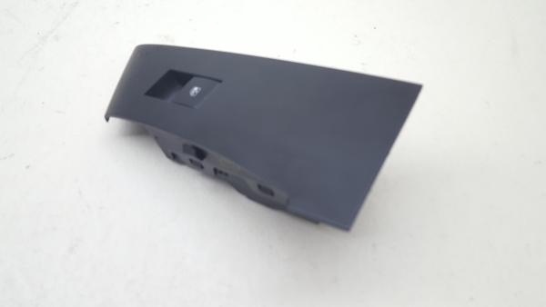 Mando / interruptor elevalunas delantero derecho OPEL Astra J Imagem-1