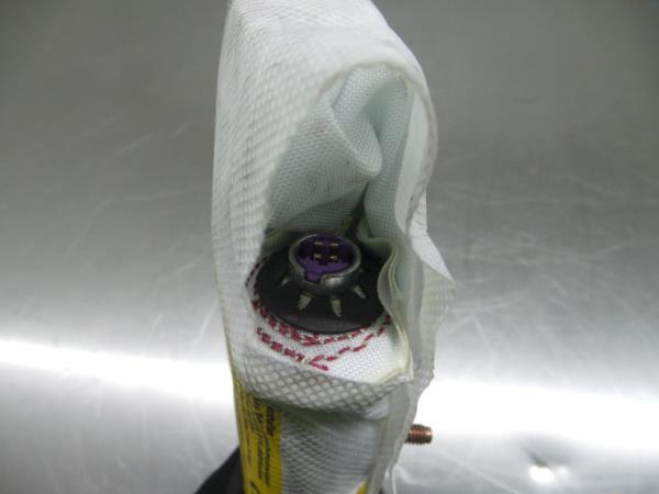 Airbag banco direito TOYOTA Yaris (_P13_) Imagem-2