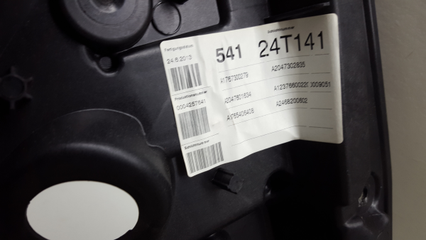 Elevador vidros trás direito MERCEDES-BENZ Classe A (W176) Imagem-2