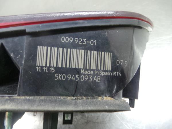 Feu de coffre Gauche VOLKSWAGEN Golf VI (5K1) Imagem-4