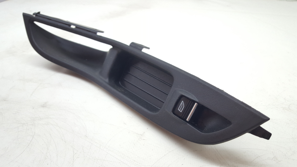 Mando / interruptor elevalunas delantero derecho FORD Focus III