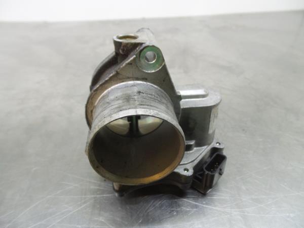 Corpo borboleta RENAULT Megane III (BZ0_)