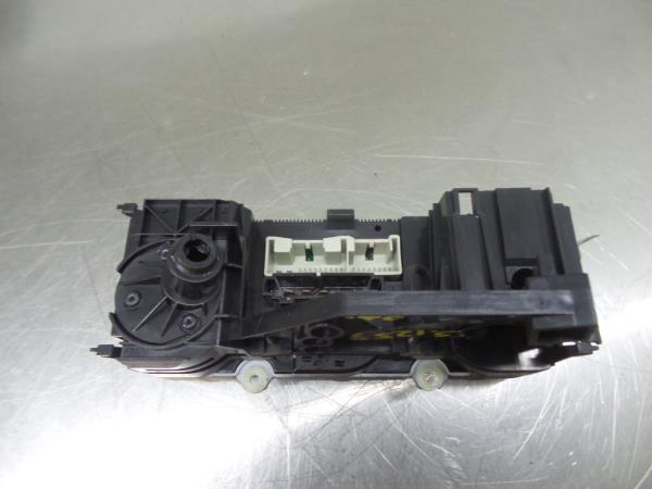 Climate control VOLKSWAGEN Golf Plus (5M1, 521) Imagem-1