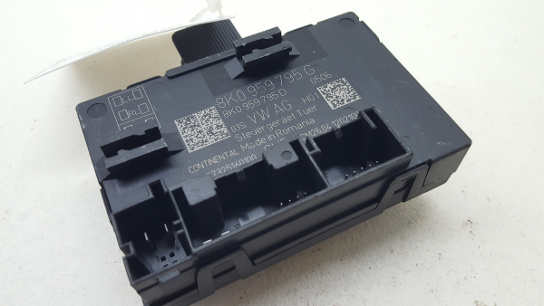 Right rear Door Unit Module AUDI Q5 (8R)