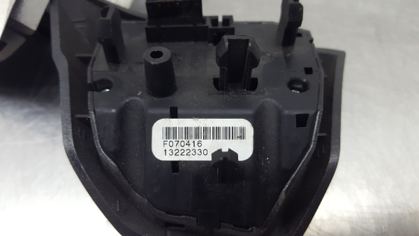 Commandes au volant OPEL Corsa D Imagem-4