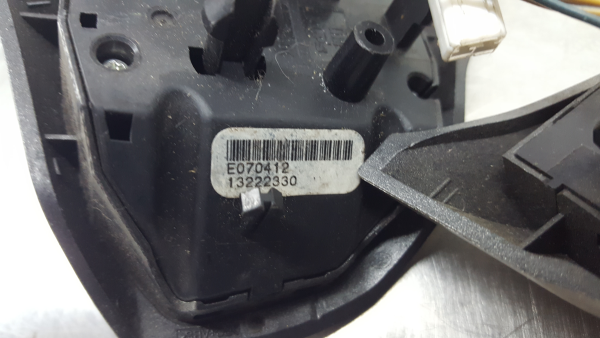 Commandes au volant OPEL Corsa D Imagem-5