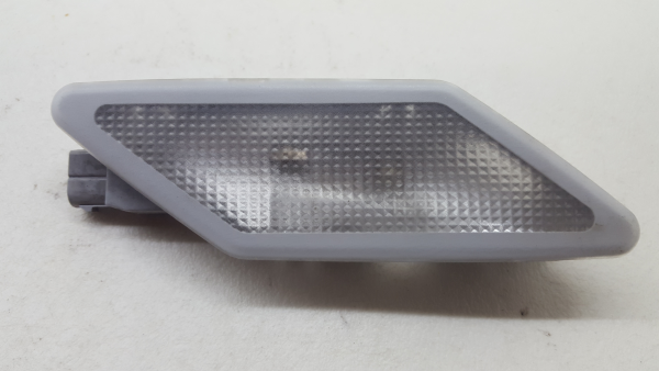 Plafonier trás BMW 8 (E31)