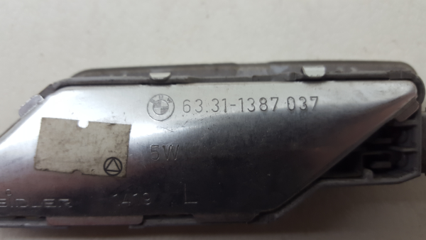 Plafonier trás BMW 8 (E31) Imagem-4